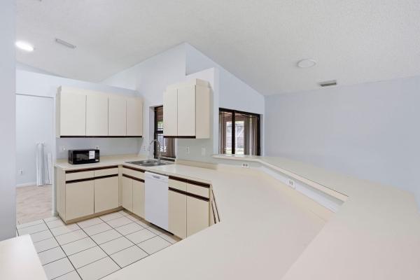 Springs Gateway, 2171 NW 76th Ave, Margate, Florida 33063, image 3