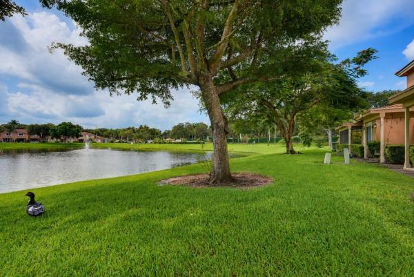 Santa Cruz, 9767 Kamena Cir, Boynton Beach, Florida 33436, image 1