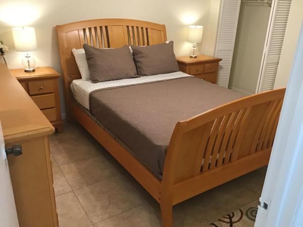 Greenview Shores 2 Of Wellington, 13825 Yarmouth Dr #D, Wellington, Florida 33414, image 3