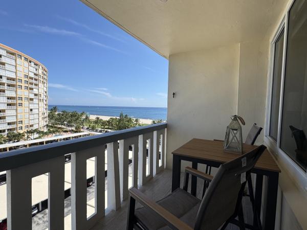 Jamaica House Apartments, 305 N Pompano Beach Blvd #707, Pompano Beach, Florida 33062, image 1