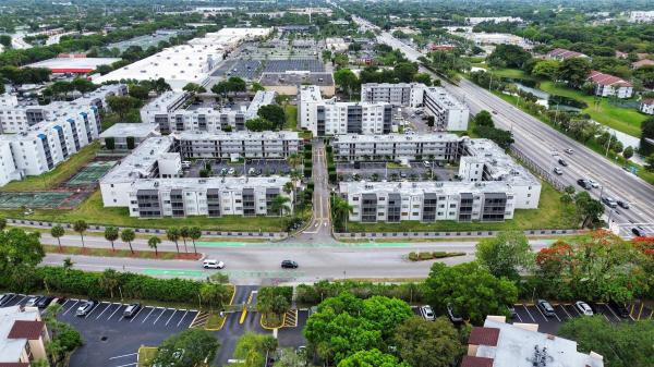 14195 SW 87th St #B207, Unincorporated Dade County, Florida 33183, image 2