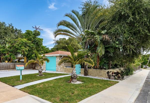 Lake Worth Town, 1202 N K St, Lake Worth Beach, Florida 33460, image 2