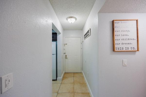 1523 Lake Crystal Dr #E, West Palm Beach, Florida 33411, image 2