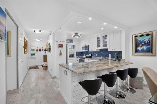 Glades Of Boca Lago, 21864 Arriba Real, Boca Raton, Florida 33433, image 1