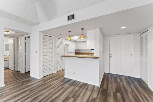 Uno Lago, 700 Uno Lago Dr #404, Juno Beach, Florida 33408, image 3