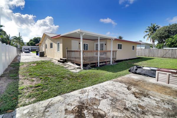 2233 NW 3rd Ave, Boca Raton, Florida 33431, image 1