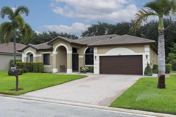 Waterside At Coral Creek, 5734 NW 50th Dr, Coral Springs, Florida 33067, image 3