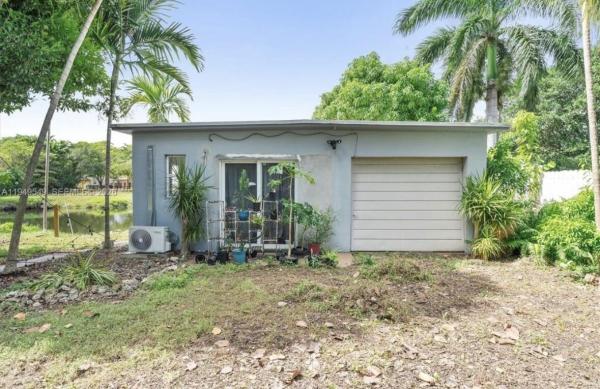 Griffing Biscayne Park Estates, 12660 Griffing Blvd, North Miami, Florida 33161, image 3