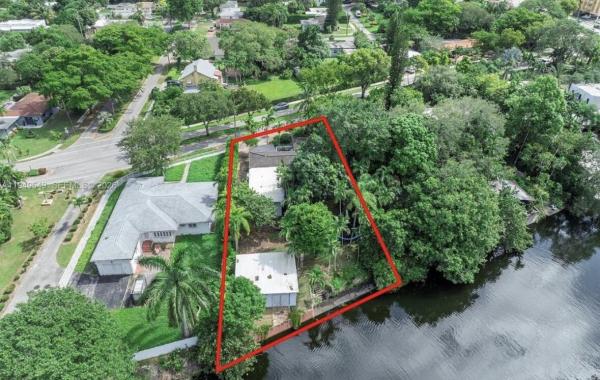Griffing Biscayne Park Estates, 12660 Griffing Blvd, North Miami, Florida 33161, image 1