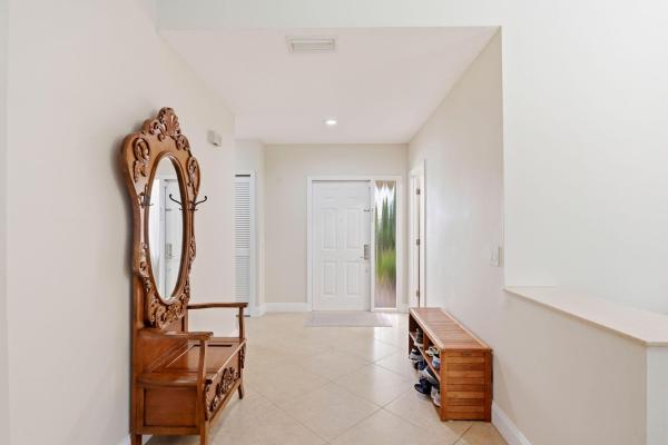 Hidden Valley, 435 Mohawk Ln, Boca Raton, Florida 33487, image 2