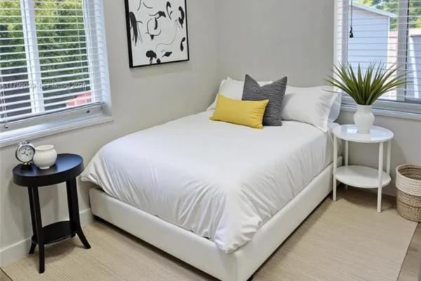 Fulford Heights, 16204 NE 18th Ct #A, North Miami Beach, Florida 33162, image 2