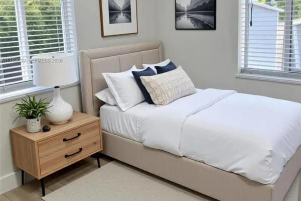 Fulford Heights, 16204 NE 18th Ct #A, North Miami Beach, Florida 33162, image 3