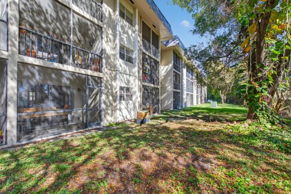 Versailles Gardens, 7820 S Colony Cir #109, Tamarac, Florida 33321, image 1