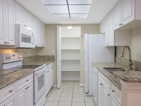 Grand View At Crestwood, 100 Crestwood Ct N #109, Royal Palm Beach, Florida 33411, image 3