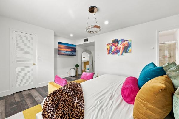 Townhomes Of Oriole, 1739 NW 80th Ave #E, Margate, Florida 33063, image 2