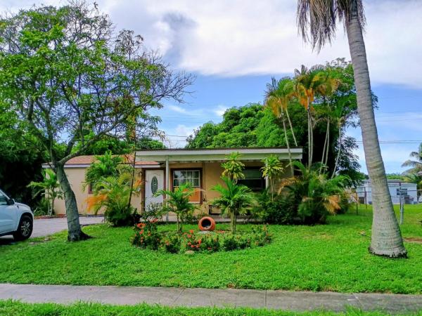 Gramercy Park, 5286 Eadie Pl, West Palm Beach, Florida 33407, image 2