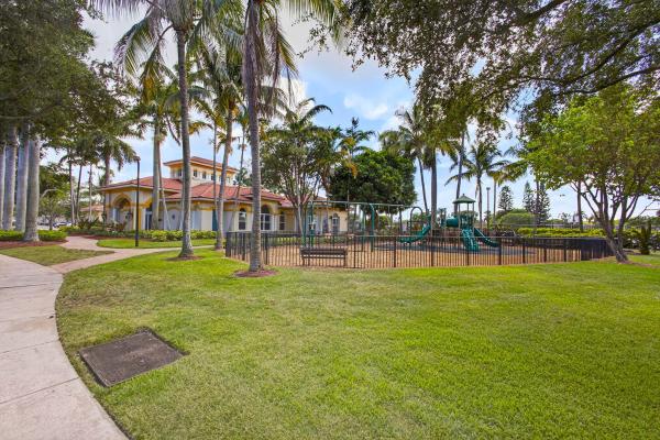Parkside Village, 2785 S Evergreen Cir, Boynton Beach, Florida 33426, image 3