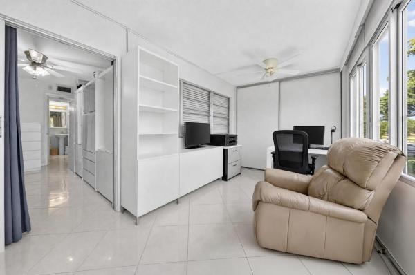 2079 Cambridge D, Deerfield Beach, Florida 33442, image 2