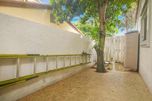 2780 Norfolk Pine Ct, Lake Worth, Florida 33462, image 1