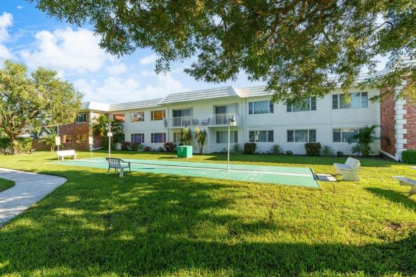 Virginian Apartments Of Pompano Beach, 418 S Cypress Rd #106, Pompano Beach, Florida 33060, image 3