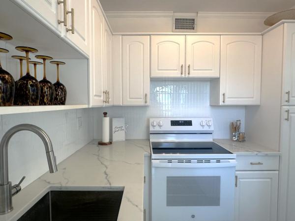Horizon House, 2555 NE 11th St #804, Fort Lauderdale, Florida 33304, image 3