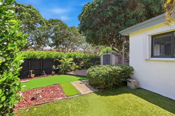 Winfield Park, 425 NE 20th St, Boca Raton, Florida 33431, image 3