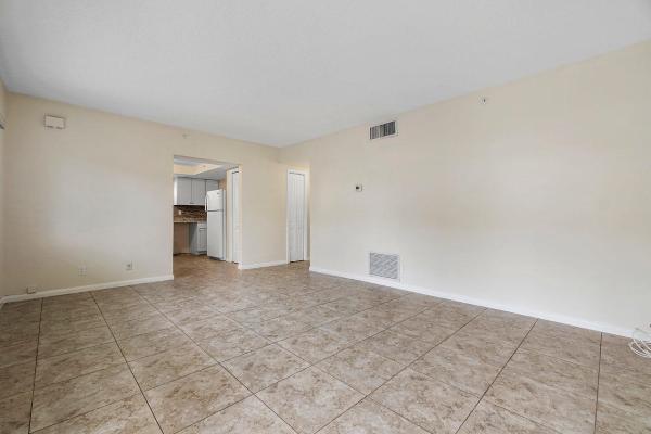 701 NE 7th Ave #4, Delray Beach, Florida 33483, image 2