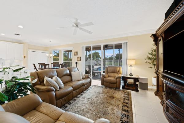 Emerald Pointe, 12621 Yardley Dr, Boca Raton, Florida 33428, image 3