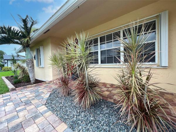 Saddlebrook, 9135 Saddlecreek Dr, Boca Raton, Florida 33496, image 2