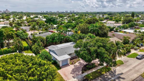 Boca Raton Square, 898 SW 10th Ave, Boca Raton, Florida 33486, image 1