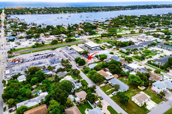 Lantana Residential, 318 W Mango St, Lantana, Florida 33462, image 2