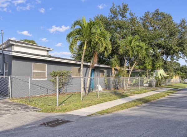 Lincoln Park, 800 NW 16th Ave #1-2, Fort Lauderdale, Florida 33311, image 1
