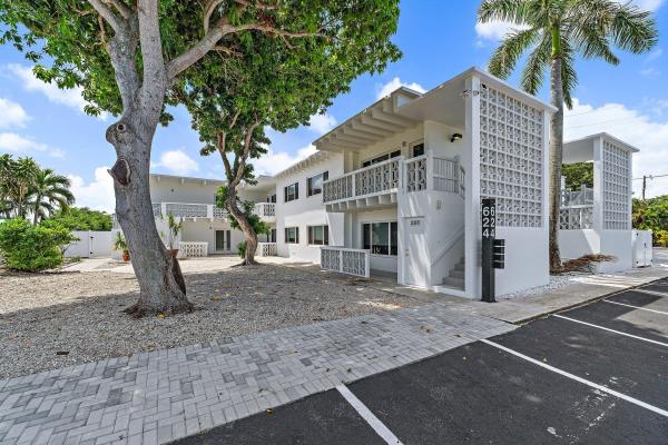 624 Southwind Cir #1, North Palm Beach, Florida 33408, image 1