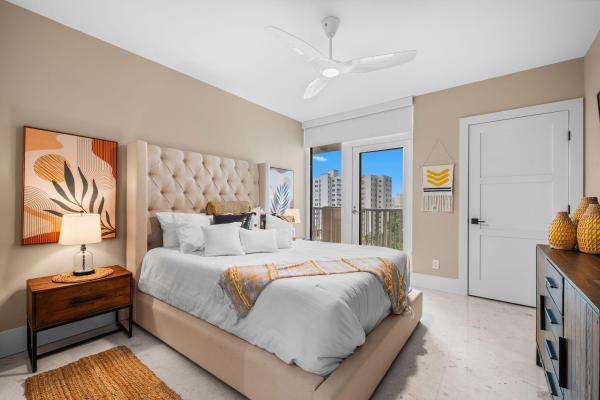 Las Olas Beach Club, 101 S Fort Lauderdale Beach Blvd #702, Fort Lauderdale, Florida 33316, image 1