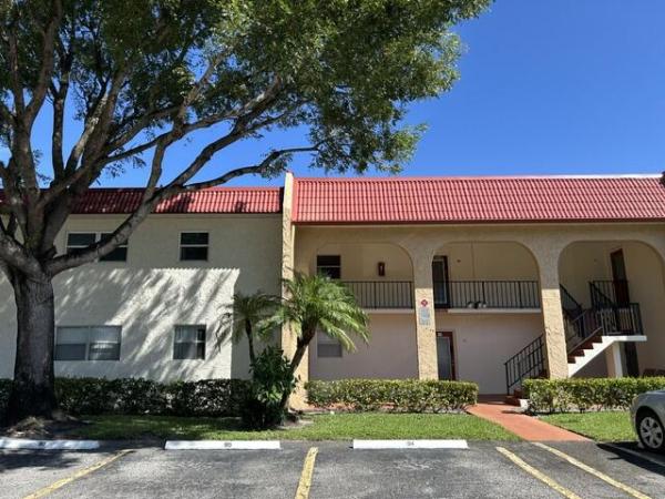 471 Lake Dora Dr, West Palm Beach, Florida 33411, image 1