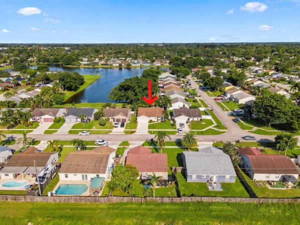 5215 W Canal Cir, Lake Worth, Florida 33467, image 1