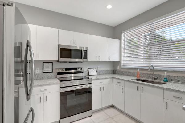 Ventura, 5351 Ventura Dr, Delray Beach, Florida 33484, image 1