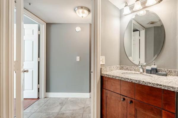 Emerald Isle At Laguna Lakes, 4041 San Marino Blvd #105, West Palm Beach, Florida 33409, image 1