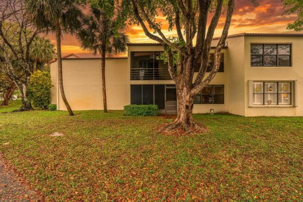 Cypress Bend, 2300 S Cypress Bend Dr #204, Pompano Beach, Florida 33069, image 1
