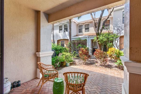 Gramercy Square, 238 E Chrystie Cir, Delray Beach, Florida 33484, image 1