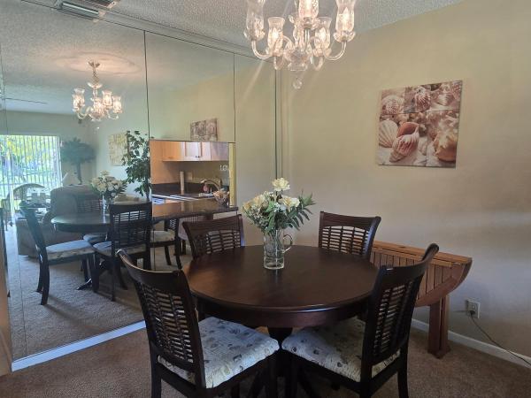 Golden Lakes Village, 135 Lake Meryl Dr, West Palm Beach, Florida 33411, image 1