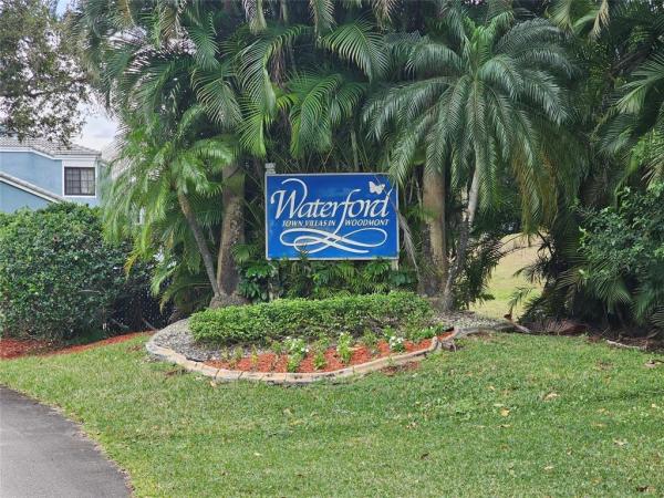 Waterford Town Villas At Woodmont, 8429 Waterford Cir, Tamarac, Florida 33321, image 2