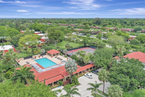 Banyan Lake, 8105 Severn Dr #C, Boca Raton, Florida 33433, image 1
