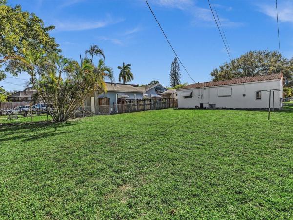 Hollywood Park, 2539 Cleveland St, Hollywood, Florida 33020, image 1