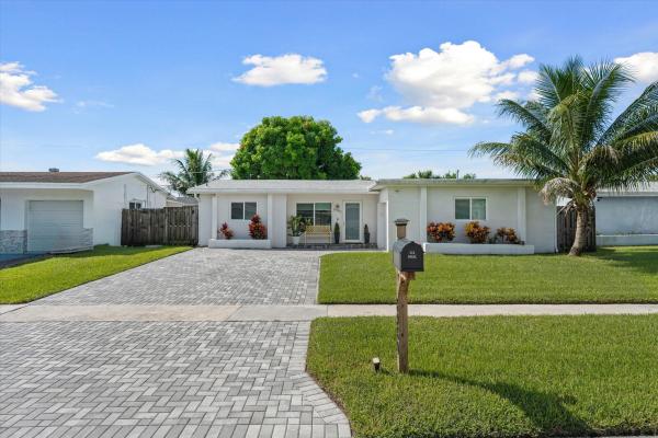 Sunrise Golf Village, 8980 NW 25th St, Sunrise, Florida 33322, image 1