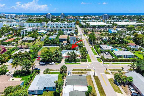 Linns, 247 SE 3rd Ave, Delray Beach, Florida 33483, image 1
