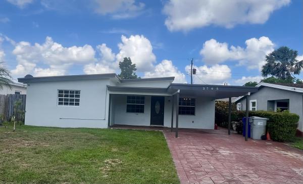 North Pompano Beach, 3765 NE 18th Ave, Pompano Beach, Florida 33064, image 3