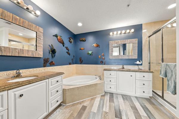 Harbour Isle West, 34 Harbour Isle Dr #204, Fort Pierce, Florida 34949, image 1