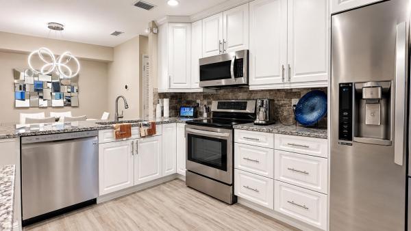 International Club At Villages Of Oriole, 14917 Wedgefield Dr #203, Delray Beach, Florida 33446, image 1