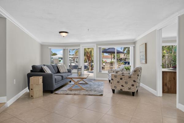 Garden Isles, 430 SE 6th Ter, Pompano Beach, Florida 33060, image 2
